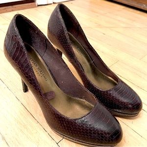 Christian Siriano Brown snakeskin heel pumps